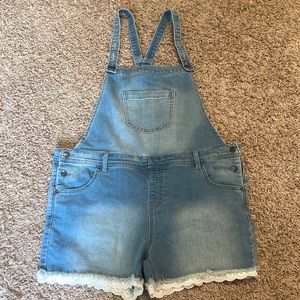 Cat and Jack overall shorts size XXL
